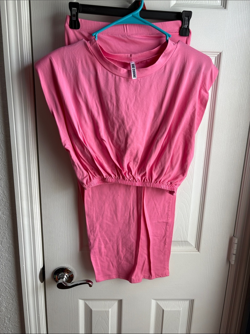 Bright Pink Sleeveless Elastic Waist Top Skirt Set